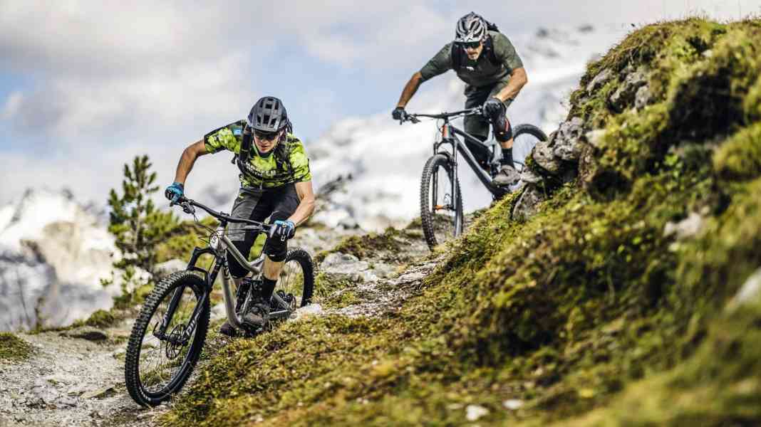Könige der Berge: 8 All-Mountain-Bikes fürs große Abenteuer