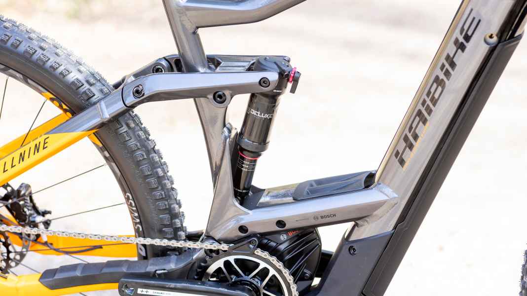 Ausstattung: Darauf sollte man beim E-MTB achten
