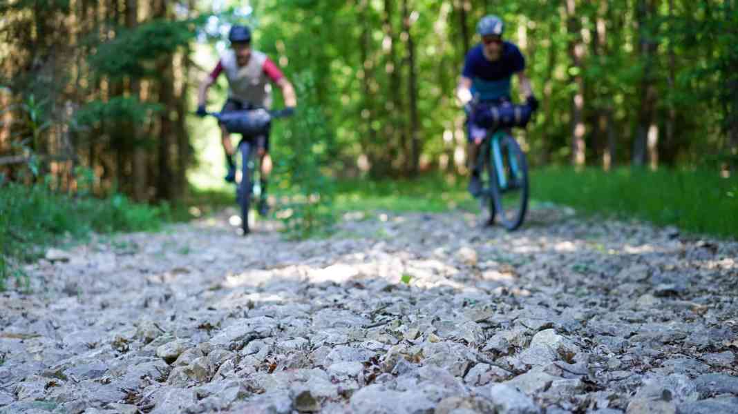 Zwischen MTB-Hardtail und Gravelbike