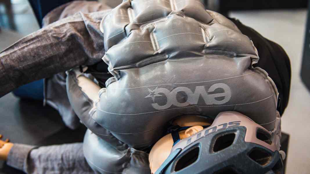 Airbag-Rucksack von Evoc