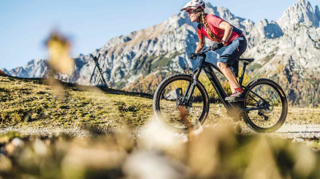 TEST: Sportsgeist: Cube Reaction Hybrid SLT im Test