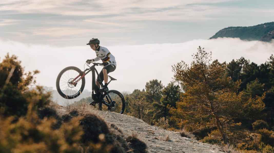 Lapierre verpflichtet E-MTB-Weltmeister