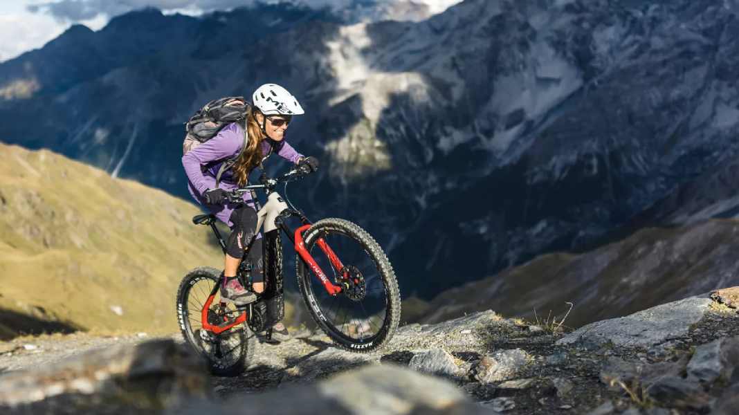 All Mountain Shootout: Haibike All Mtn CF SE im Test