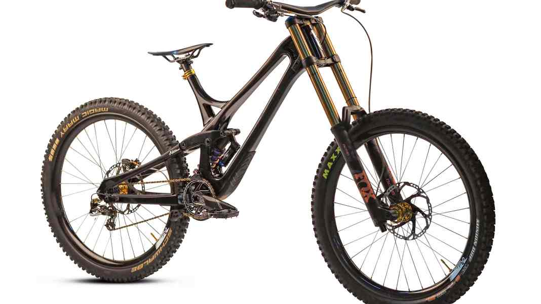 Test Gravitybike 2023: Ribisu Rocket DH RS