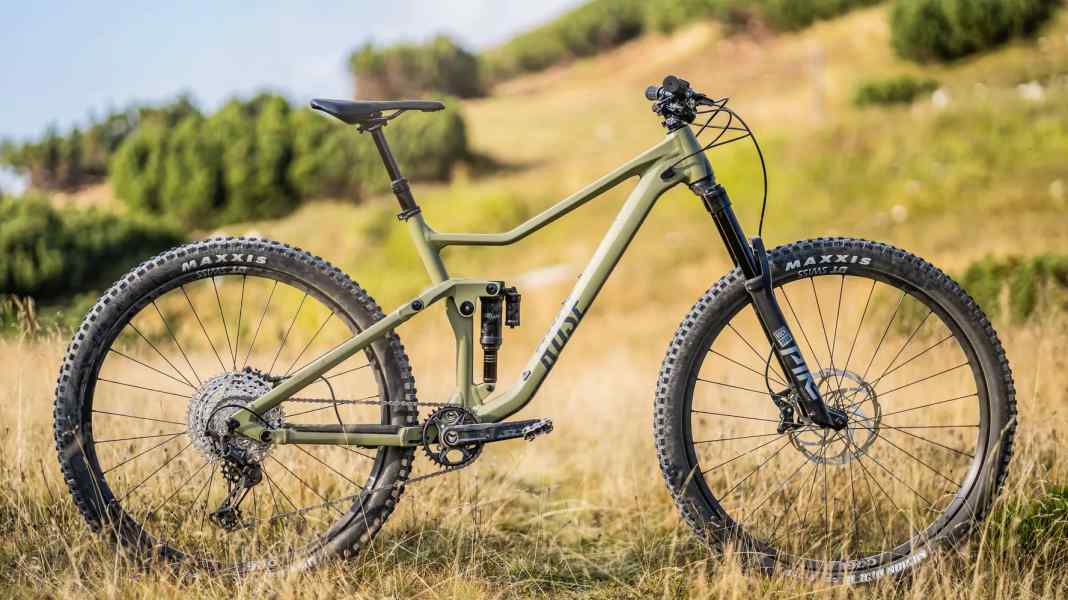 Test Bestseller-Bikes 2023: All-Mountain-Bike Rose Root Miller 2