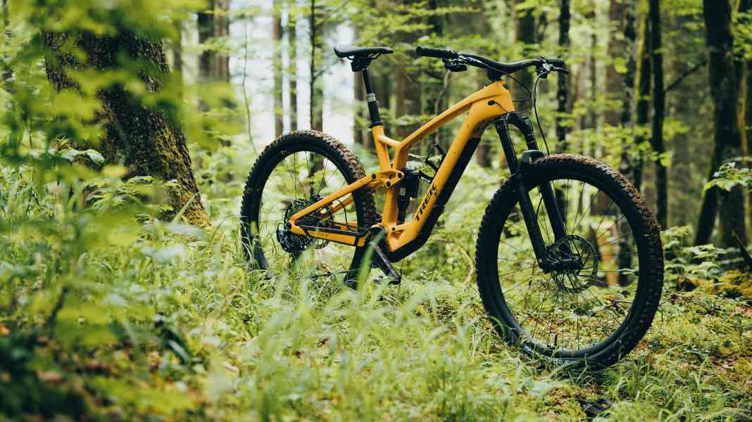 Trek Fuel EXe: Neues E-Mountainbike auf Flüsterkurs