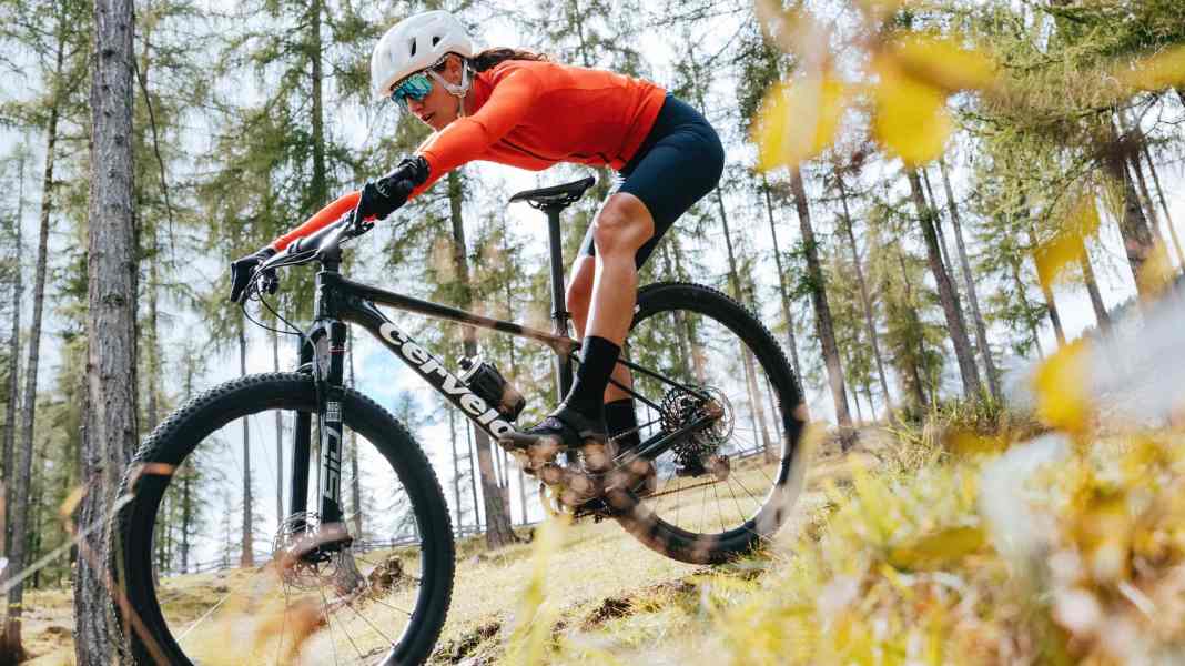 Rennrad-Spezialist Cervelo zeigt sein erstes Mountainbike: Cerevelo ZHT-5 im Test