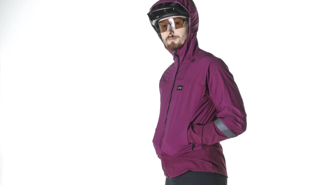 Test MTB-Windjacke: Gorewear Lupra - robuste Allwetter-Jacke für Trailbiker