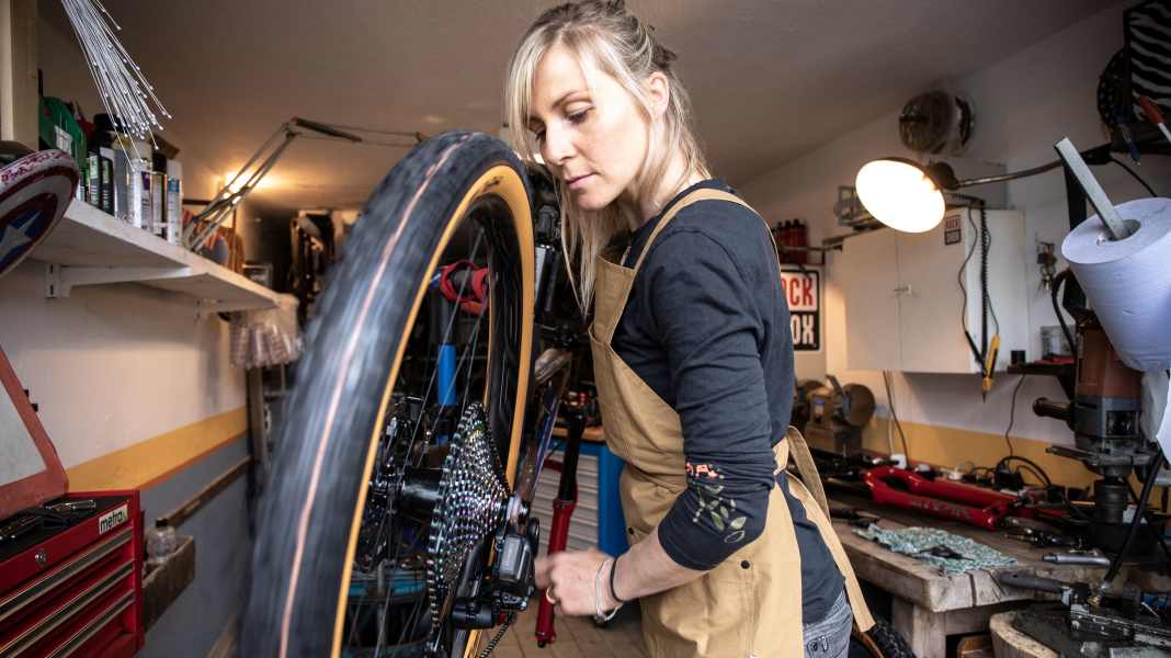 Herbst-Inspektion: Mit 10 Schritten machen Sie Ihr E-Bike winterfit