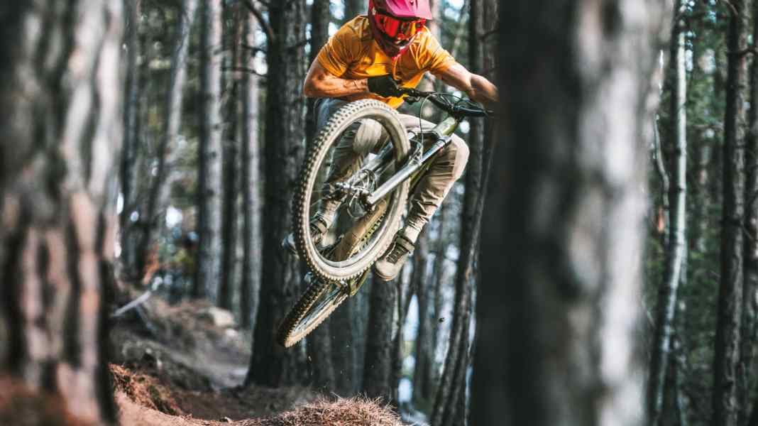 Edel-Enduros 2023: Cube Stereo One77 C:68X TM im Test