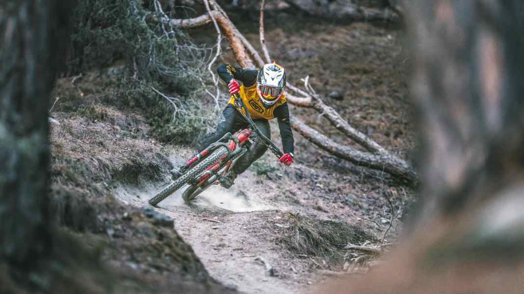 Edel-Enduros 2023: Transition Patrol Mullet CF GX im Test