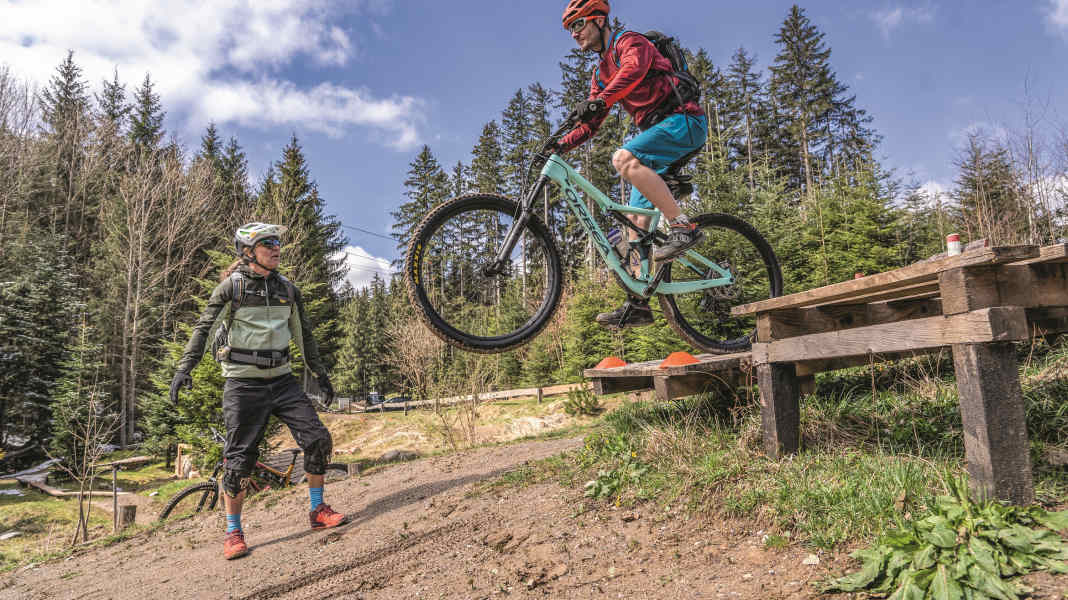 BIKE Mission 3000 - Behind the Scenes Teil 2: Fitness- und Fahrtechniktraining