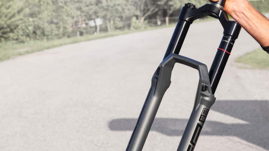 Test Rockshox ZEB Ultimate: Diese Enduro-Gabel ist ein Dampfhammer!