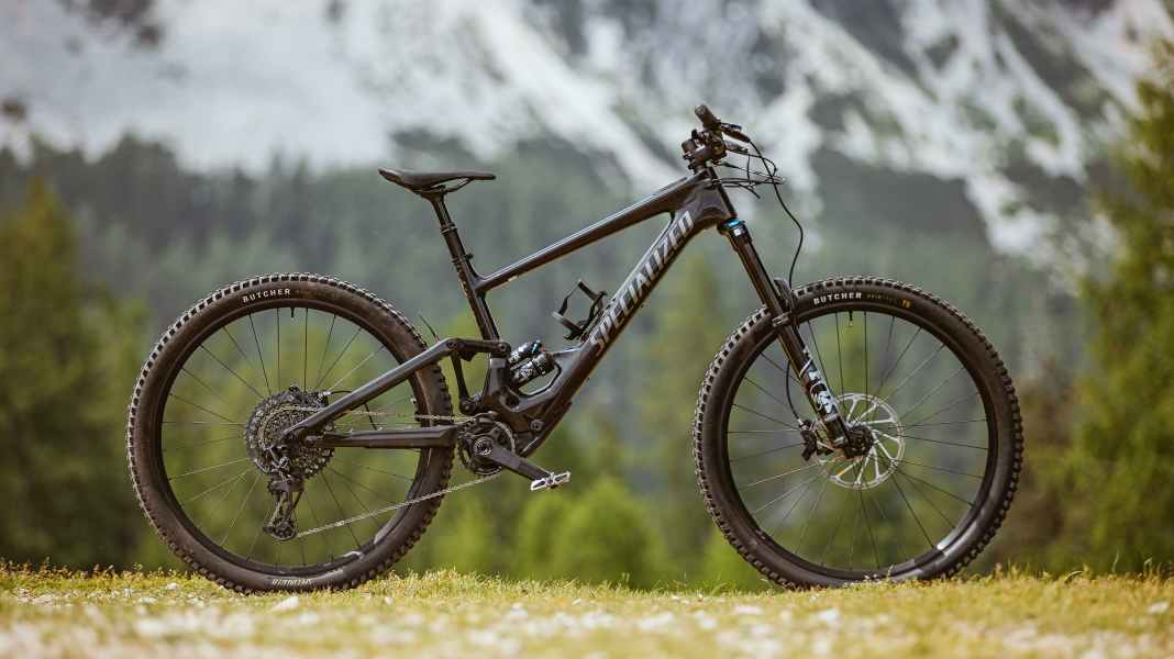 Test E-Enduros 2022: Specialized Kenevo SL Comp