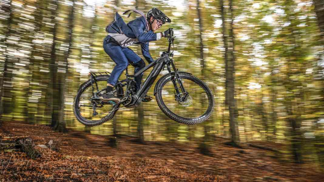 SUV-E-Bikes: 5 Fahrräder zum Pendeln – über Trails zum Job