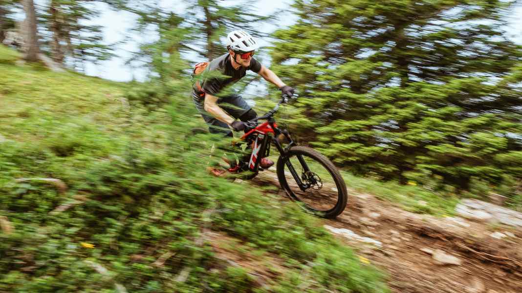 Test E-Enduros 2022: Thok TK01 R