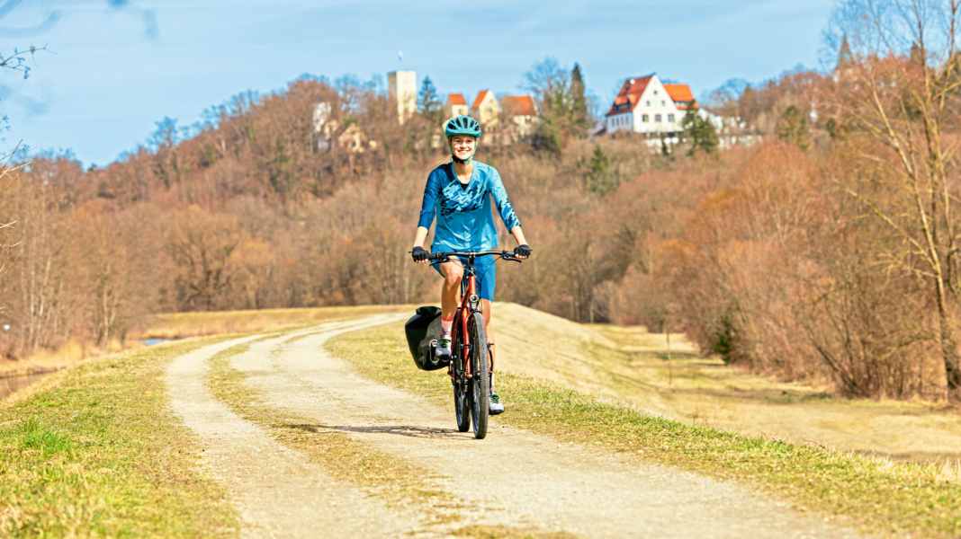 Geniale Fahrradtaschen-Hacks: Schluss mit Klappern und Lackschäden am Rad