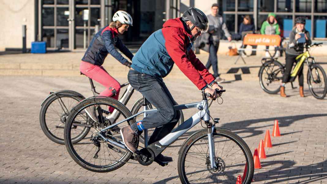 Sicher Radfahren: Tipps für eine bessere Fahrtechnik auf dem E-Bike
