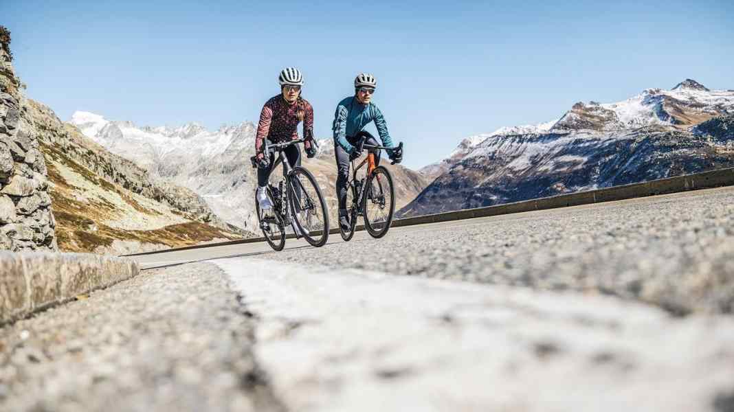 Wettkampf-Rennräder 2022 im Test: Leichte Allrounder im Vergleich