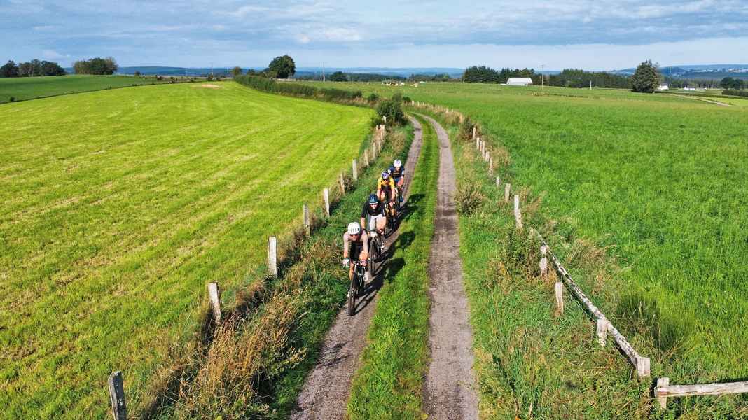 Gravel-Events: Lizenz-/Rennsport mit dem Gravelbike - schnelle Rennen, hohes Niveau