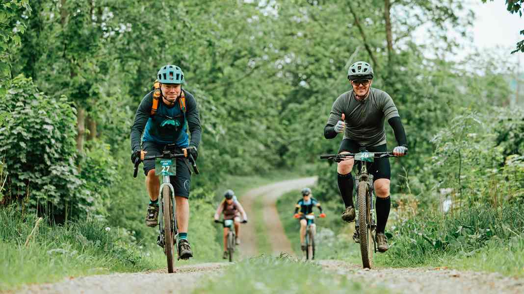 Gravel-Events: Community Rides - lockere Tour in der Gruppe
