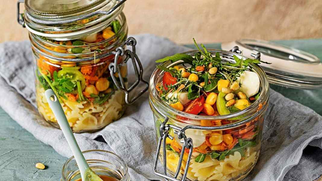 Meal Prep Rezepte: Mediterraner Nudelsalat