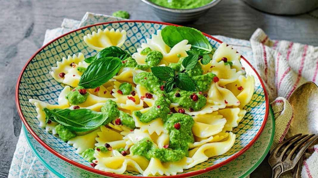 Meal Prep Rezepte: Kräuter-Erbsen-Pesto