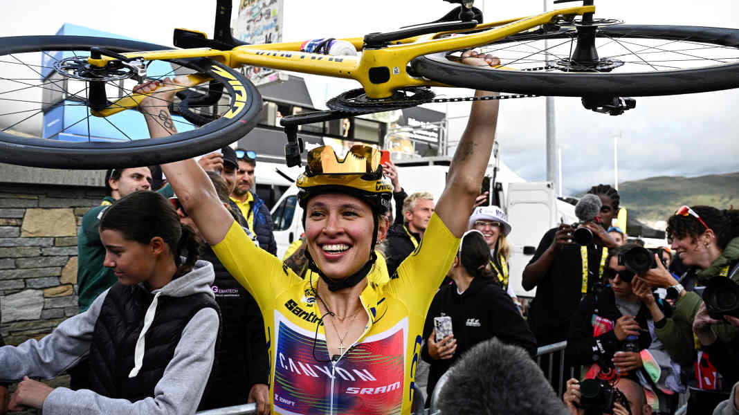 Sekunden-Thriller in Alpe d’Huez: Niewiadoma gewinnt Tour de France Femmes