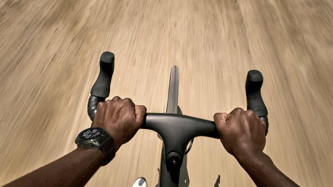 Garmin Smartwatch mit SOS-Funktion: Die neue Fenix 8 Pro funkt Notrufe auch ins All