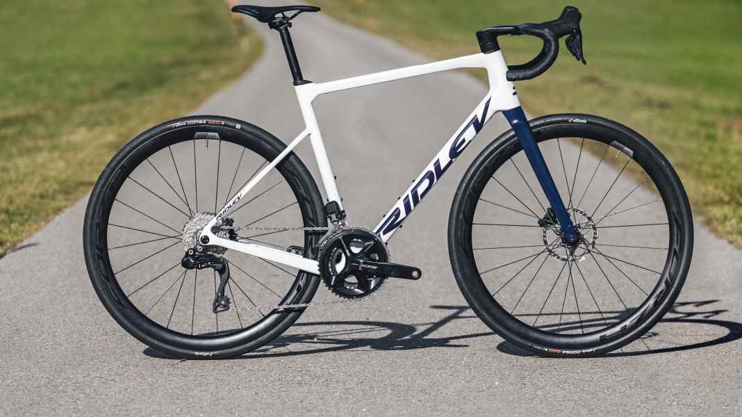 Rennräder mit Shimano 105 Di2: Das Ridley Grifn im TOUR-Test
