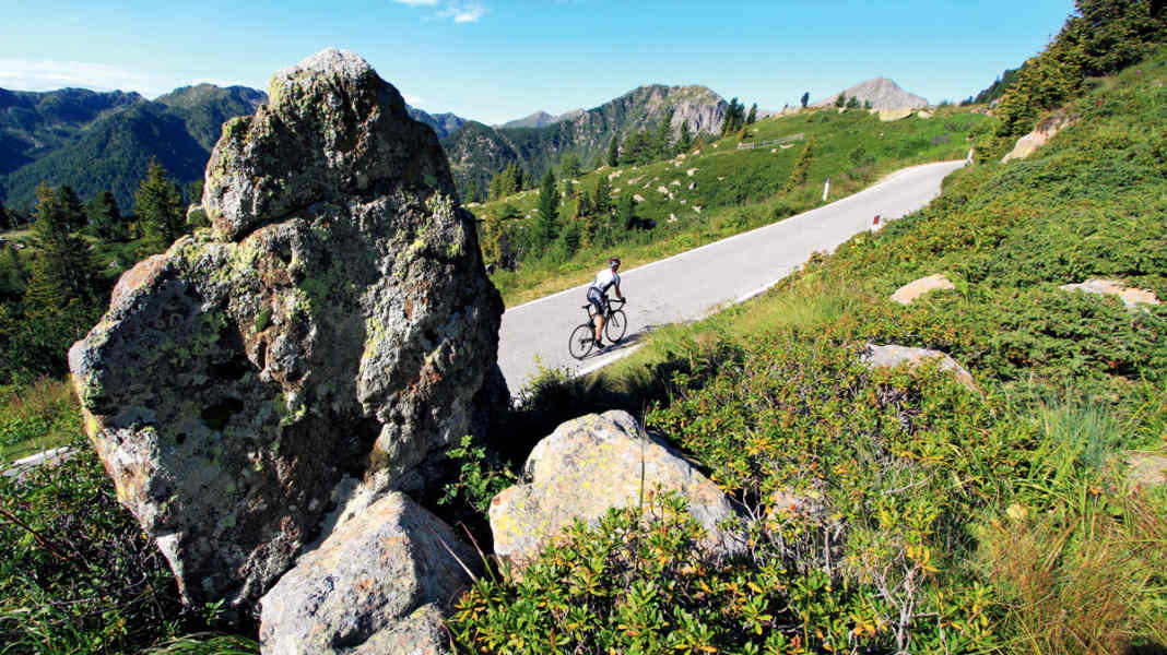 Traum-Anstiege in den Dolomiten: Passo Manghen - Passo Manghen: Der Pass, der Pantani berühmt machte