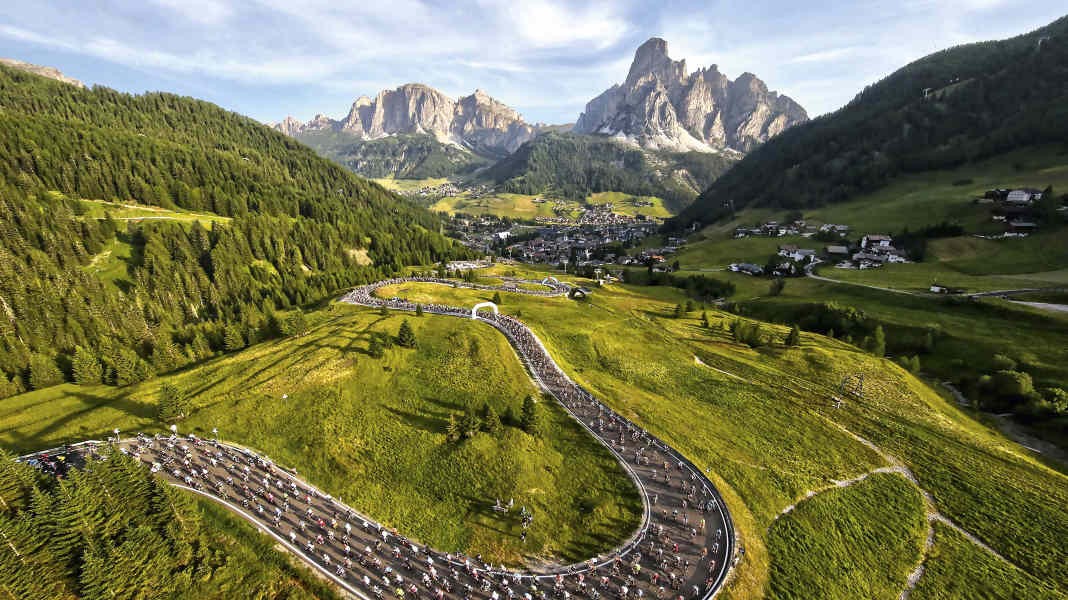 Sellarunde oder: Die Sella Ronda - Sella Ronda: Grober Klotz und feine Pässe