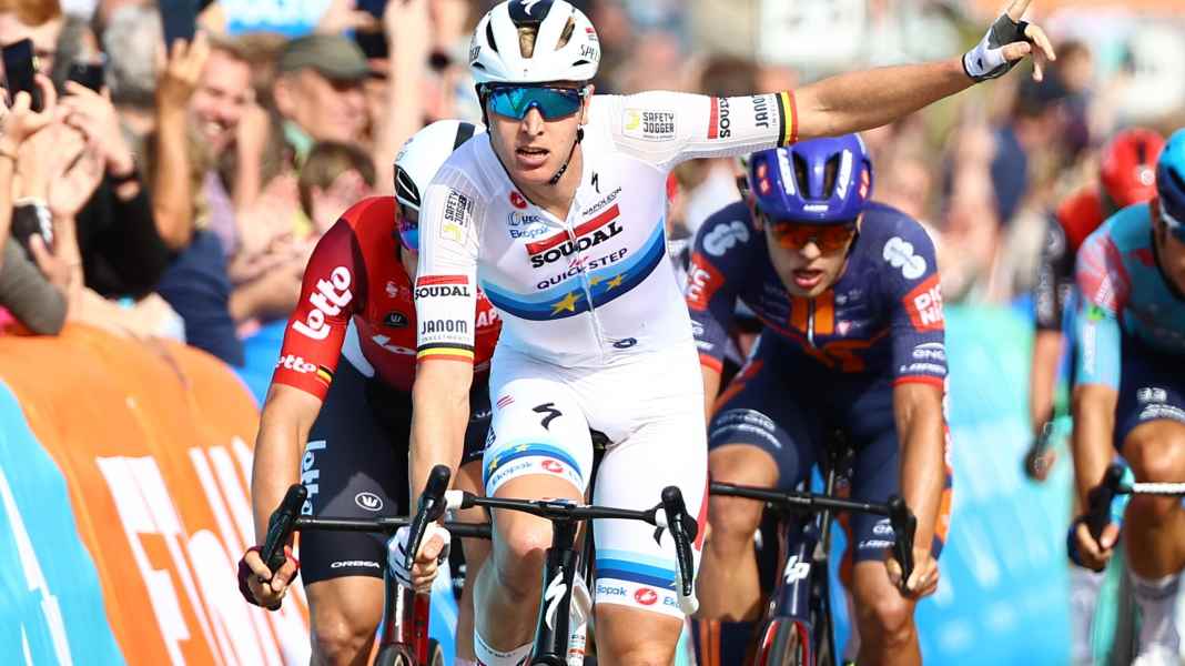 Renewi Tour 2025: Merlier gewinnt 1. Etappe im Massensprint