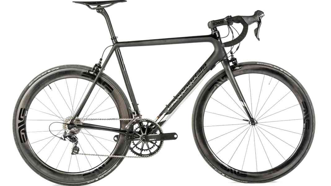 Test 2016 Allrounder: Cannondale SuperSix Evo Black Inc. - Cannondale SuperSix Evo Black Inc. im Test