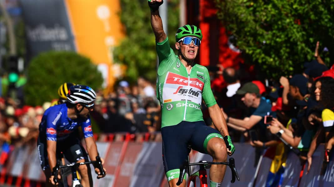 Vuelta: Dritter Tagessieg für Pedersen auf 19. Etappe - Evenepoel verteidigt Rot