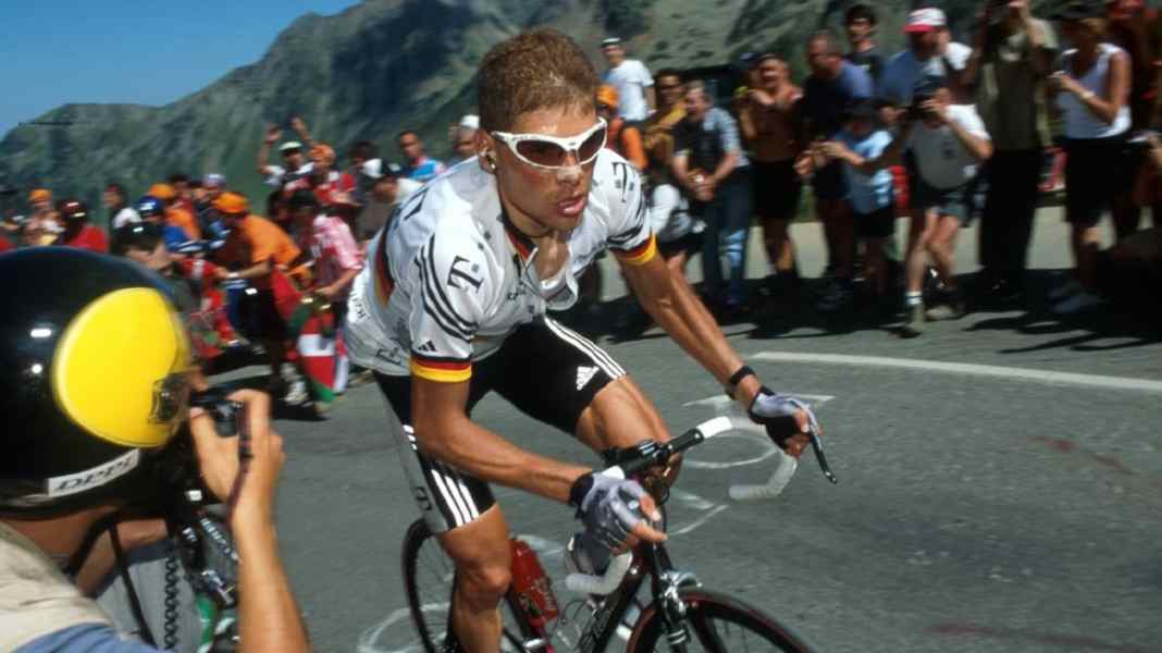 Buchkritik “Ulle” Jan Ullrich - Geschichte eines tragischen Helden