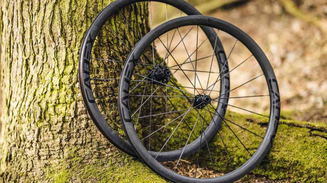 Cadex AR 35 - Belastungstest beim Seven Serpents Gravel-Bikepacking-Rennen