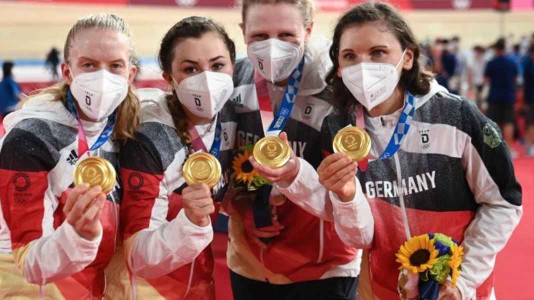 Gold und Weltrekord für Bahnrad-Vierer der Frauen