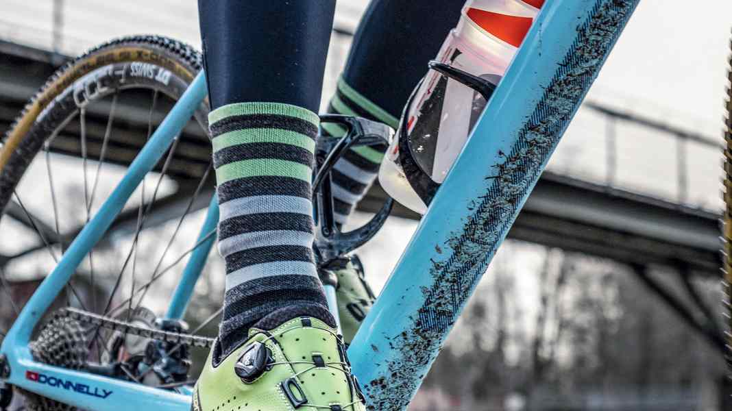 Test 2021: Gravelschuhe - Fein fürs Grobe: Gravelschuhe für Klickpedale
