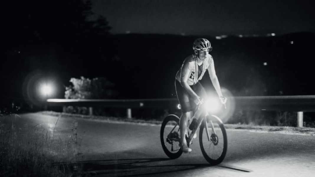 26.846 Höhenmeter: Österreicher stellt Triple-Everesting-Weltrekord auf