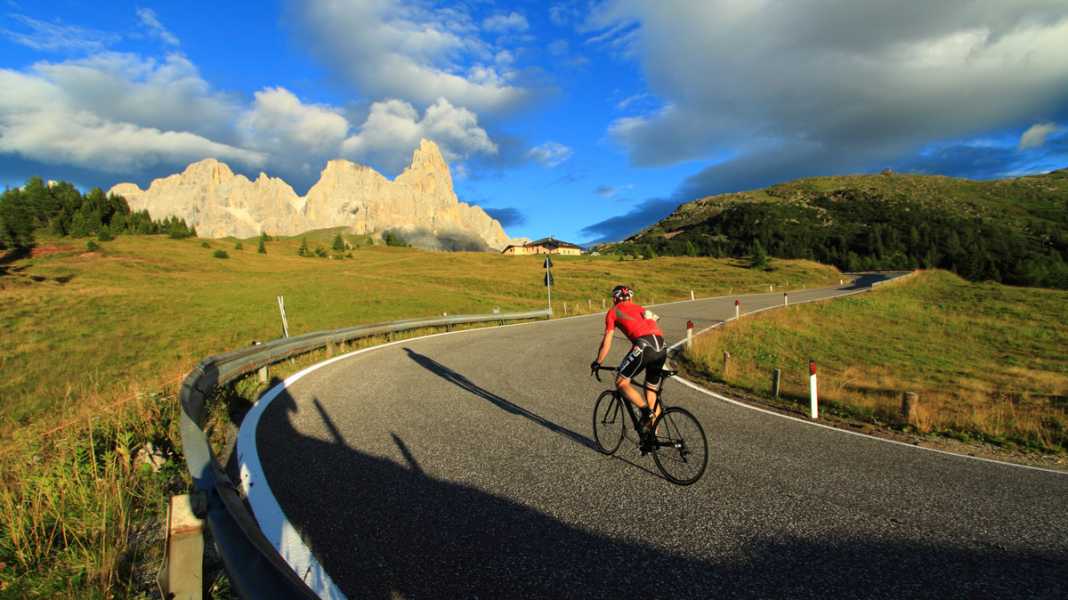 Traumhafte Anstiege in den Dolomiten: Passo Rolle - Passo Rolle: Das Tor zu den Dolomiten