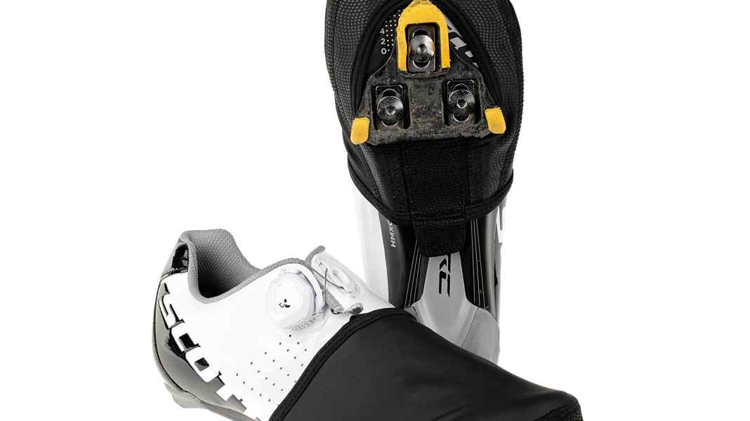 Einzeltest 2016: Überschuhe von Fizik für warme Zehen - Fizik Toe Cover für Rennradschuhe im Test