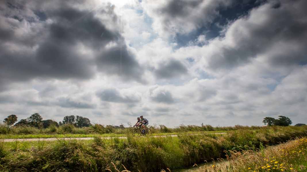 Niederlande: Entspannte Rennradtouren in Friesland - Schön Rollern: Kurztrip nach Friesland