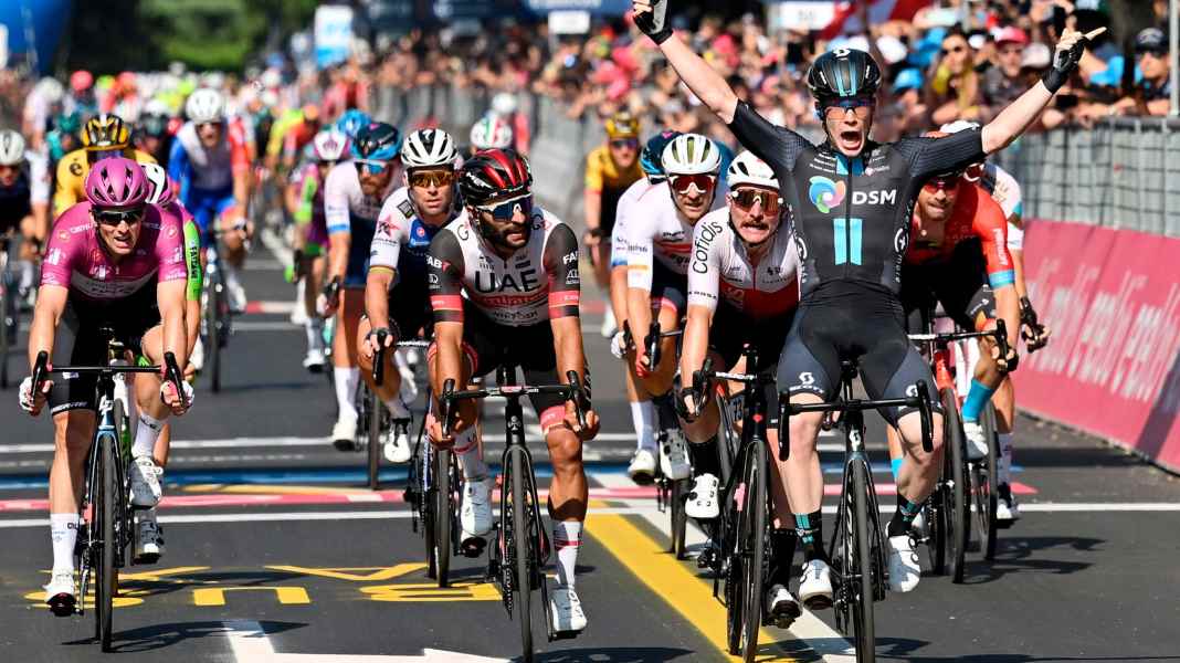 Italien-Rundfahrt - Dainese sprintet auf 11. Giro-Etappe zum Sieg
