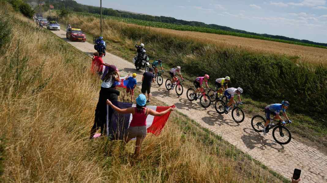 Tour de France - Gogl nach Sturz: «Dankbar, dass ich die Beine bewegen kann»