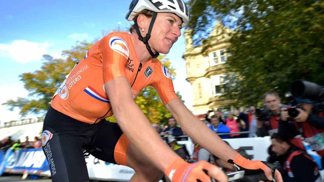 Rad-WM: Van Vleuten startet mit gebrochenem Ellenbogen