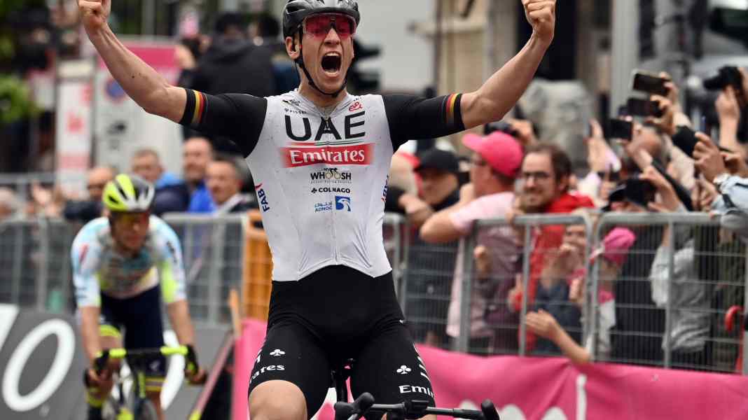 Italien-Rundfahrt - Fotofinish: Radprofi Ackermann gewinnt längste Giro-Etappe