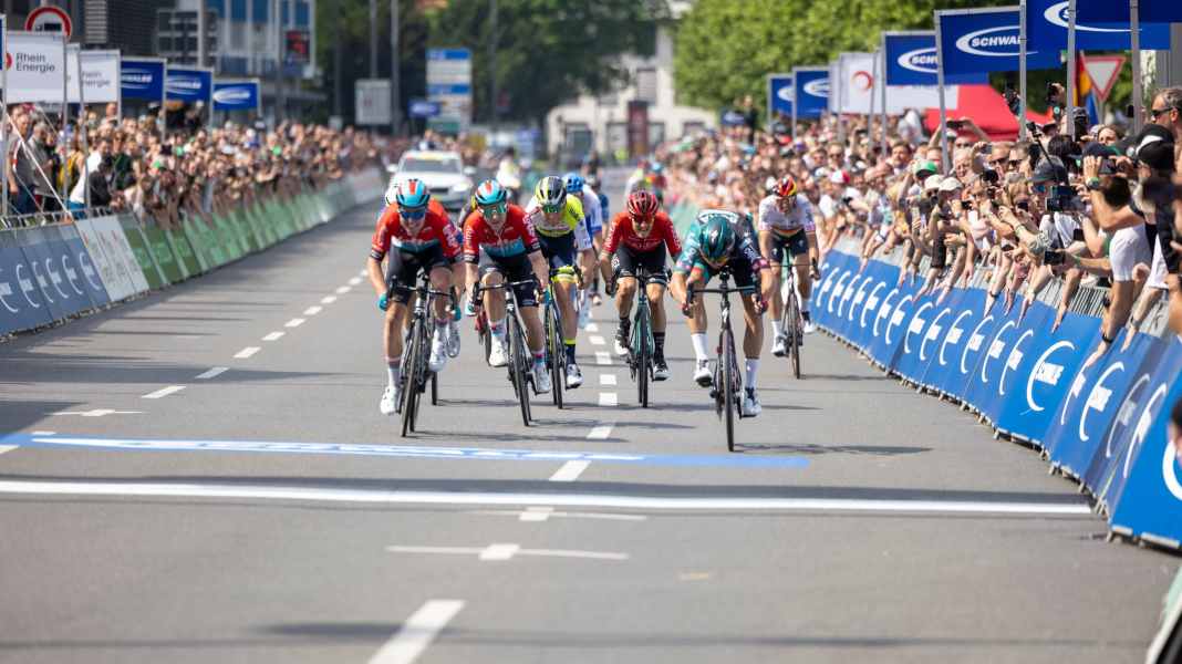 Van Poppel siegt bei Rund um Köln