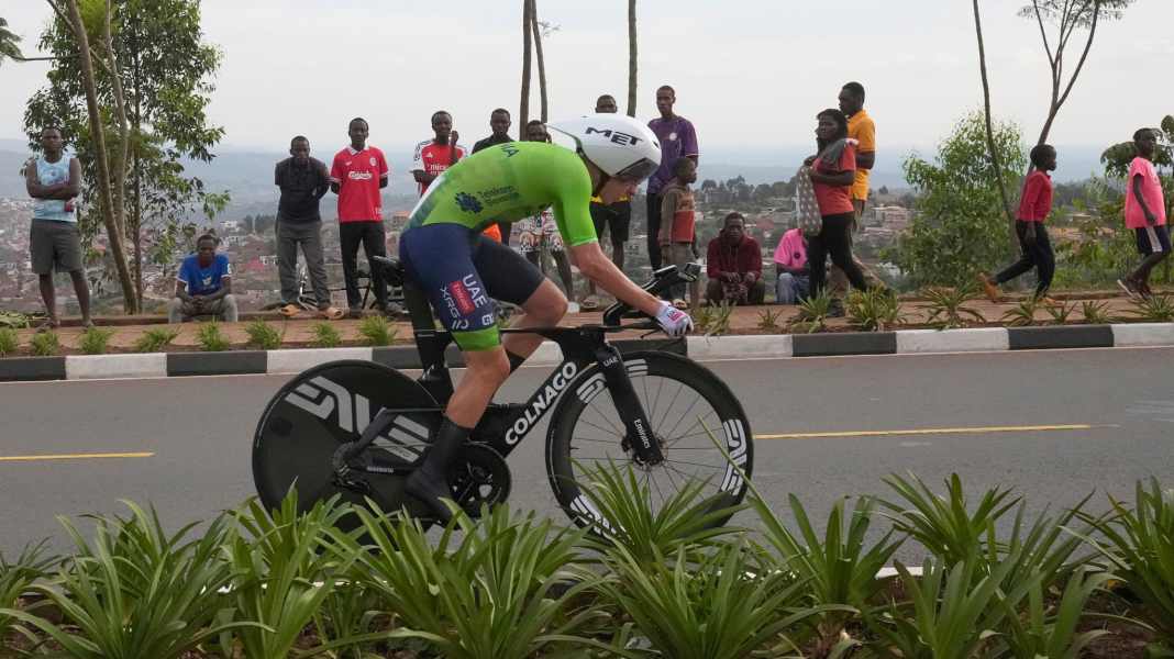 Revanche in Ruanda? Pogacar vor nächstem Duell mit Evenepoel