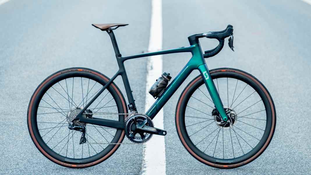 Scott Addict eRIDE Premium: E-Rennrad von Scott im Test